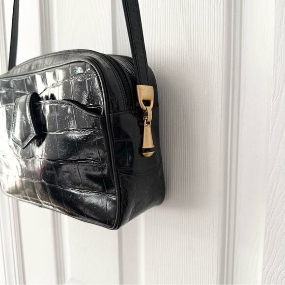 Sondra Roberts Vintage Black Leather Croc Embossed Rectangular Box Crossbody Bag - Picture 3 of 16